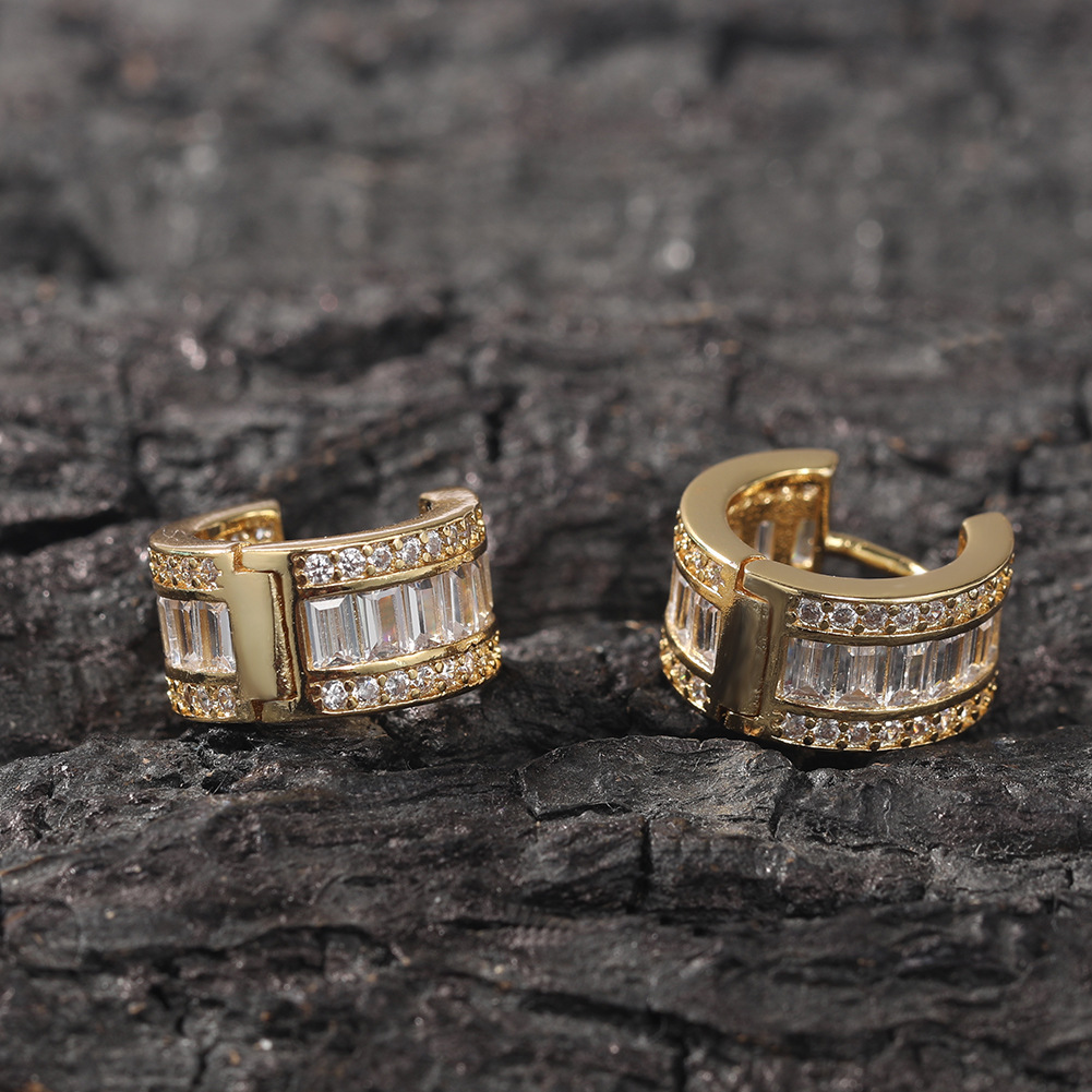 Vein Dynasty® Simple Hoop Earring in 18K Gold-Plated Pure Copper and Cubic Zirconia