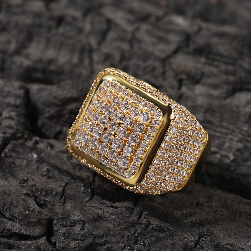 Vein Dynasty® Largelock Ring in 18K Gold-Plated Pure Copper with Cubic Zirconia