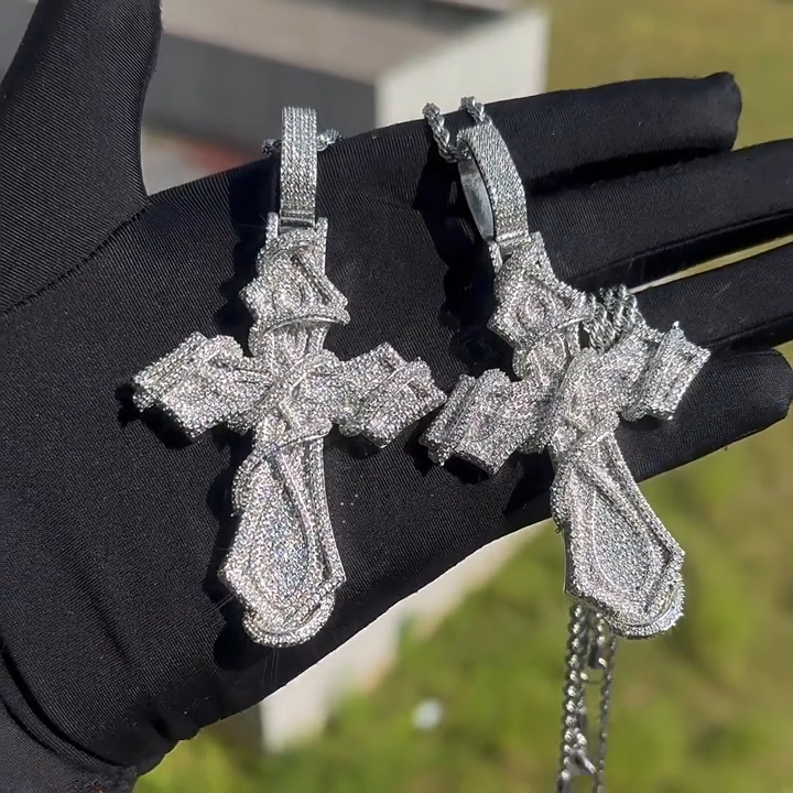 Vein Dynasty® Luxurious Sparkling Thorn Cross Pendant in 18K Gold-Plated Pure Copper with Cubic Zirconia